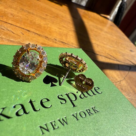 NWT Kate Spade Victoria Earring Studs Clear Cubic Zirconia - Picture 10 of 10